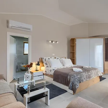 Vakantiehuis San Lorenzo Nova Vas (Brtonigla)
